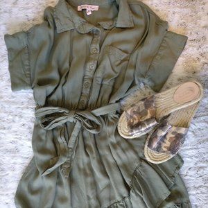 Harlow & Rose Short Green Dress - Small
